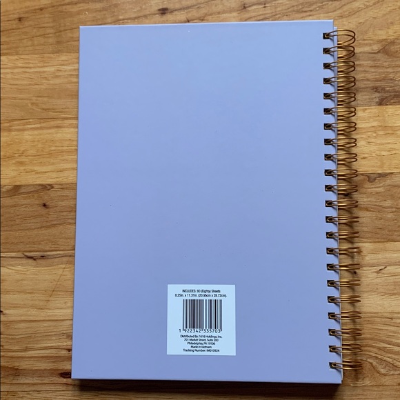 Notebook - Picture 3 of 4